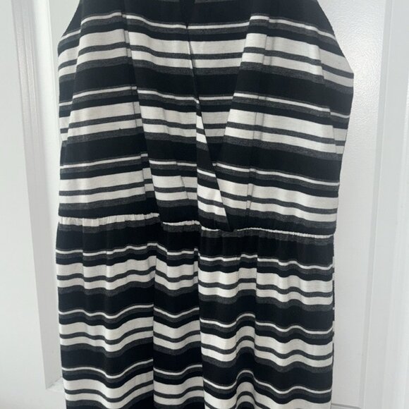 A. Byer Maxi Dress S Black White Stripe High Neck Key Hole Sleeveless - Picture 2 of 6